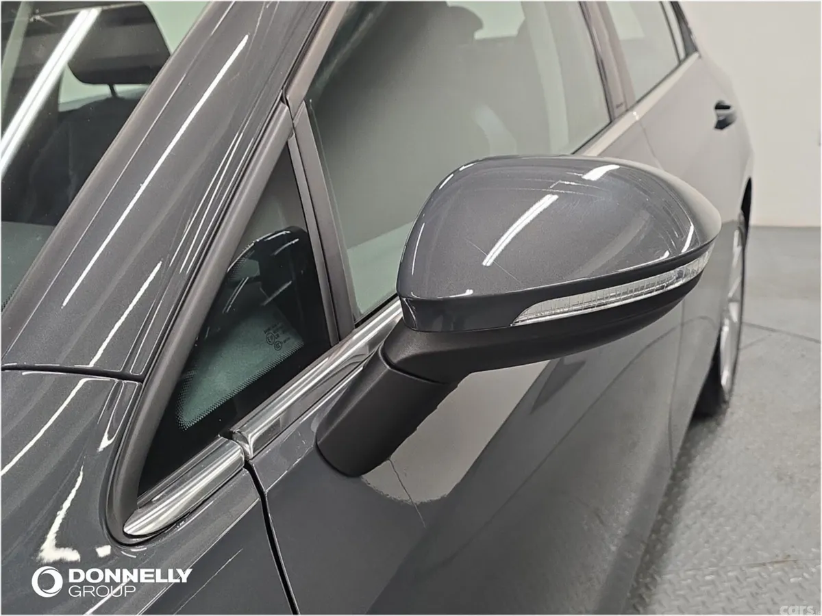 Volkswagen Golf Hatchback, Petrol, 2025, Black