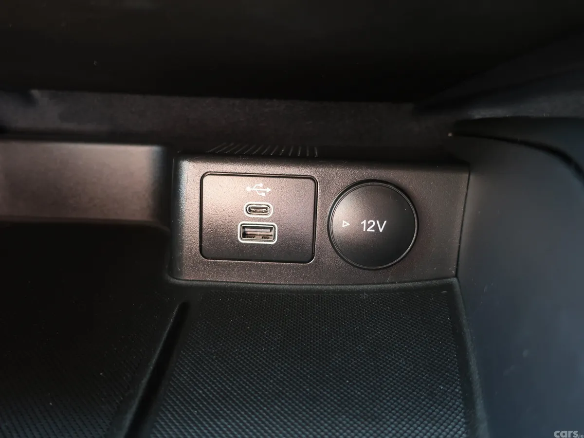 Ford Kuga SUV, Petrol Plug-in Hybrid, 2024, Blue