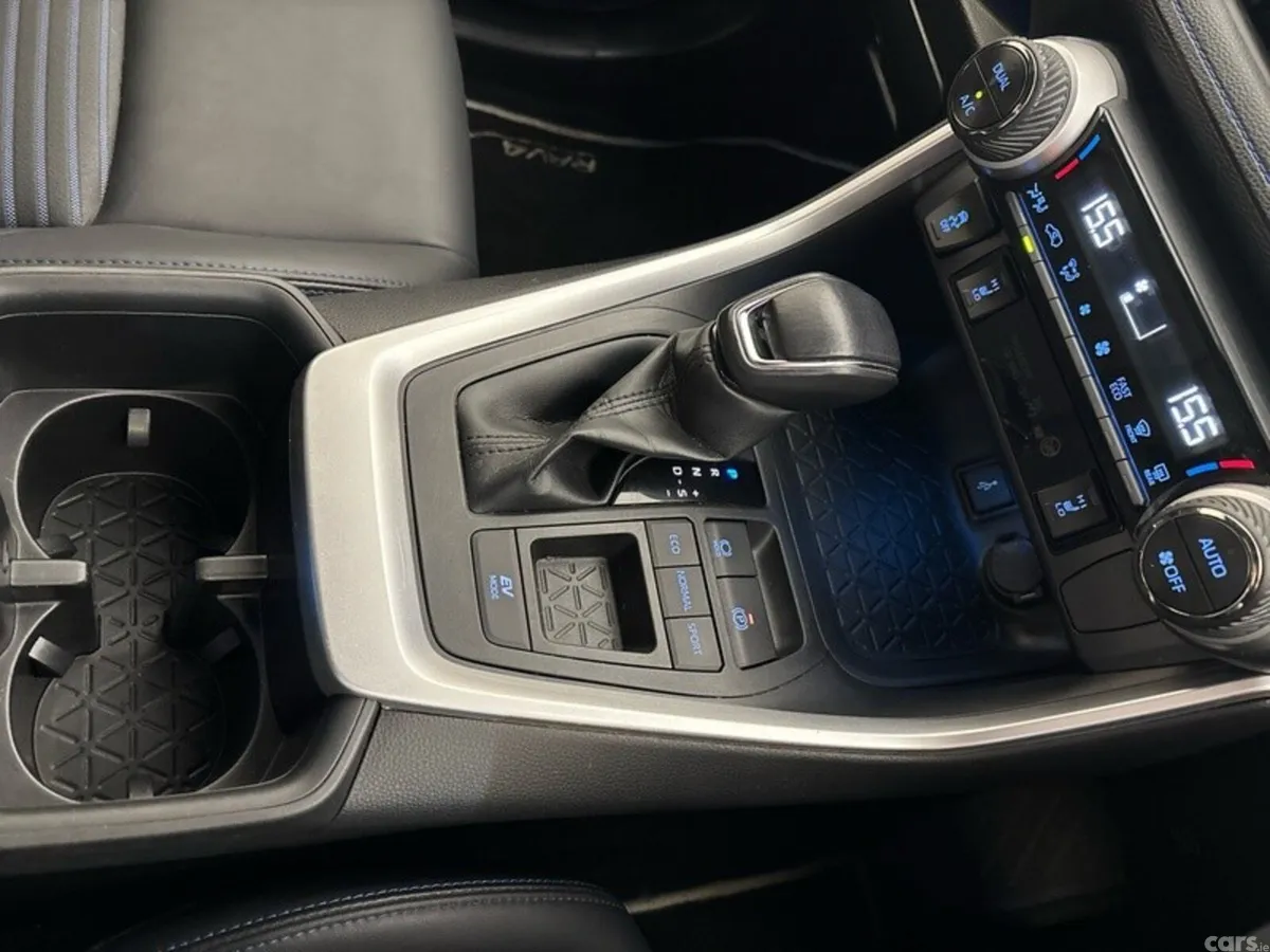 Toyota RAV4 SUV, Petrol Hybrid, 2022, Blue