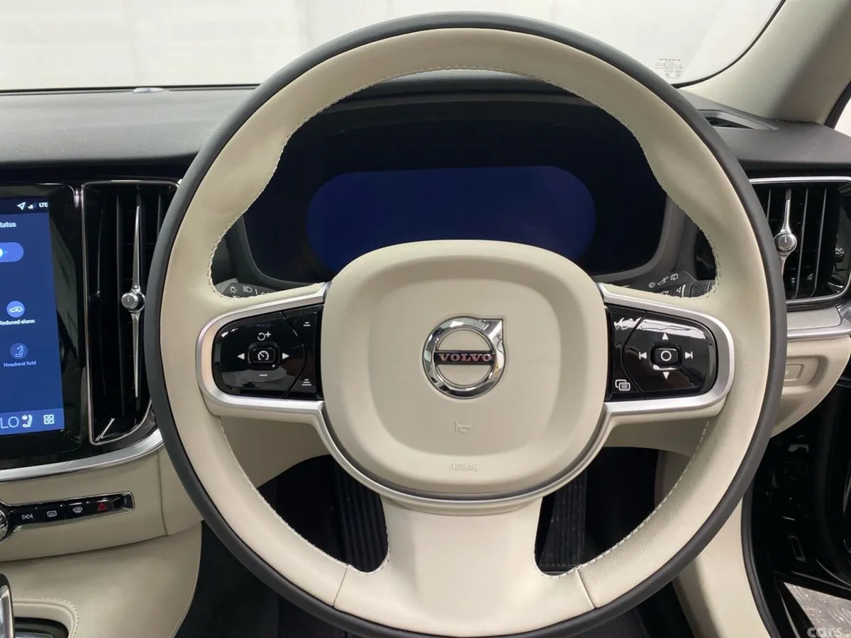 Volvo V60 Estate, Petrol Plug-in Hybrid, 2026, Black