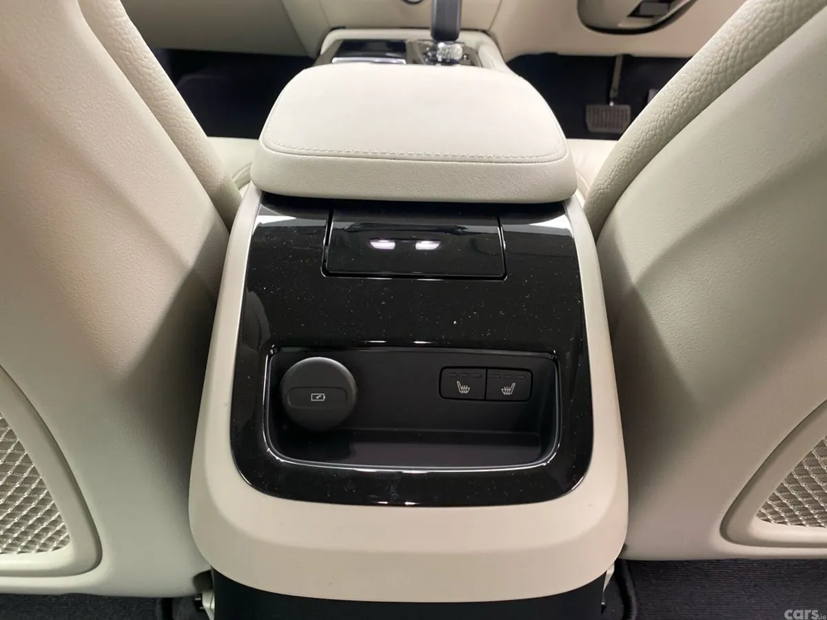 Volvo V60 Estate, Petrol Plug-in Hybrid, 2026, Black