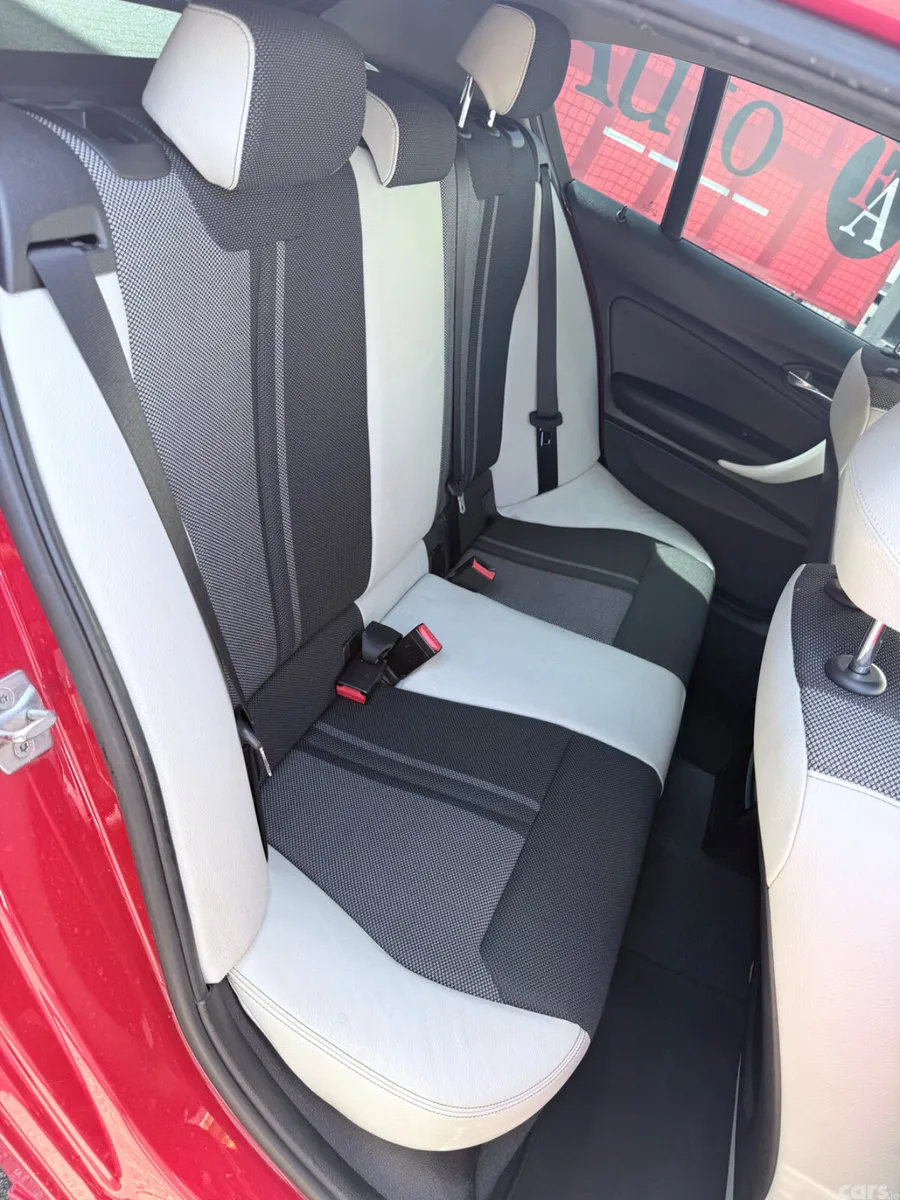 BMW 1-Series Hatchback, Diesel, 2016, Red