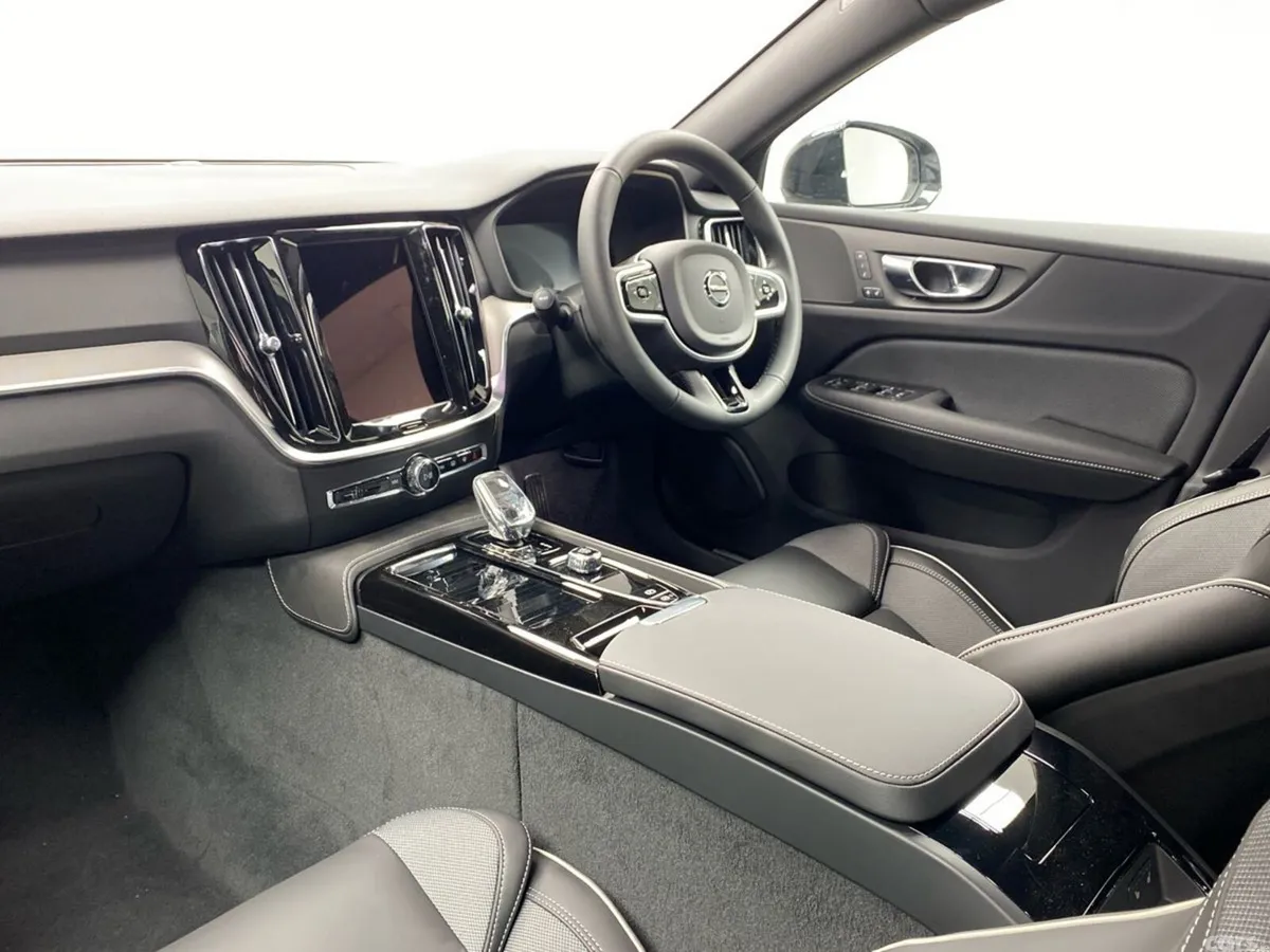 Volvo V60 Estate, Petrol Plug-in Hybrid, 2027, Silver