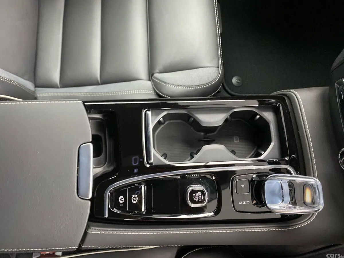 Volvo V60 Estate, Petrol Plug-in Hybrid, 2027, Silver
