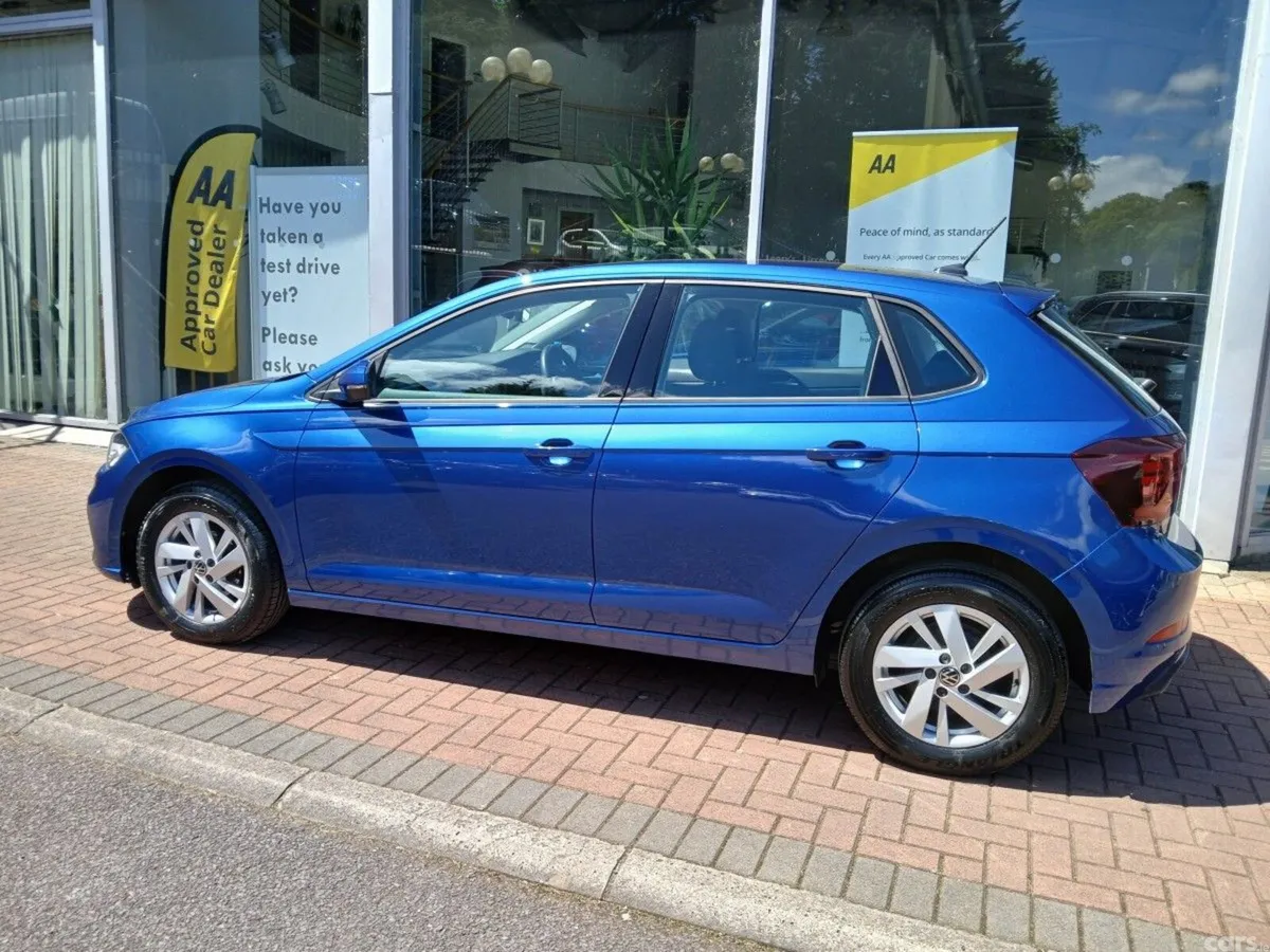 Volkswagen Polo Hatchback, Petrol, 2023, Blue