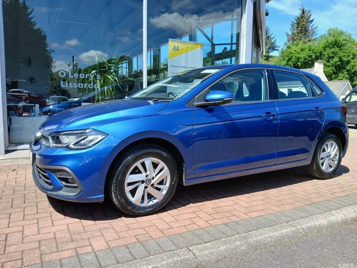 Volkswagen Polo Hatchback, Petrol, 2023, Blue