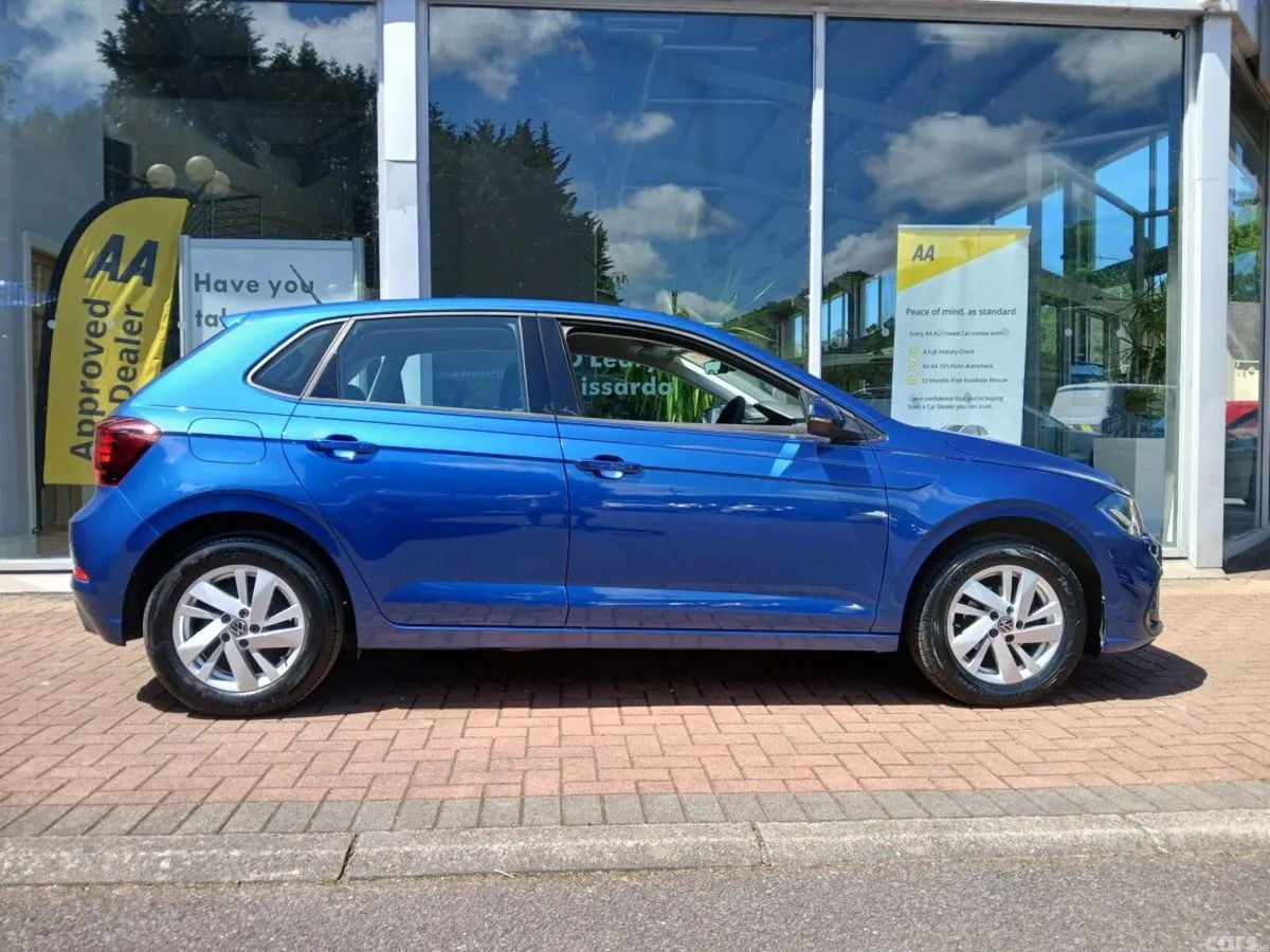 Volkswagen Polo Hatchback, Petrol, 2023, Blue