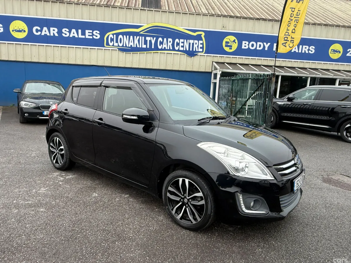 Suzuki Swift Hatchback, Petrol, 2015, Black