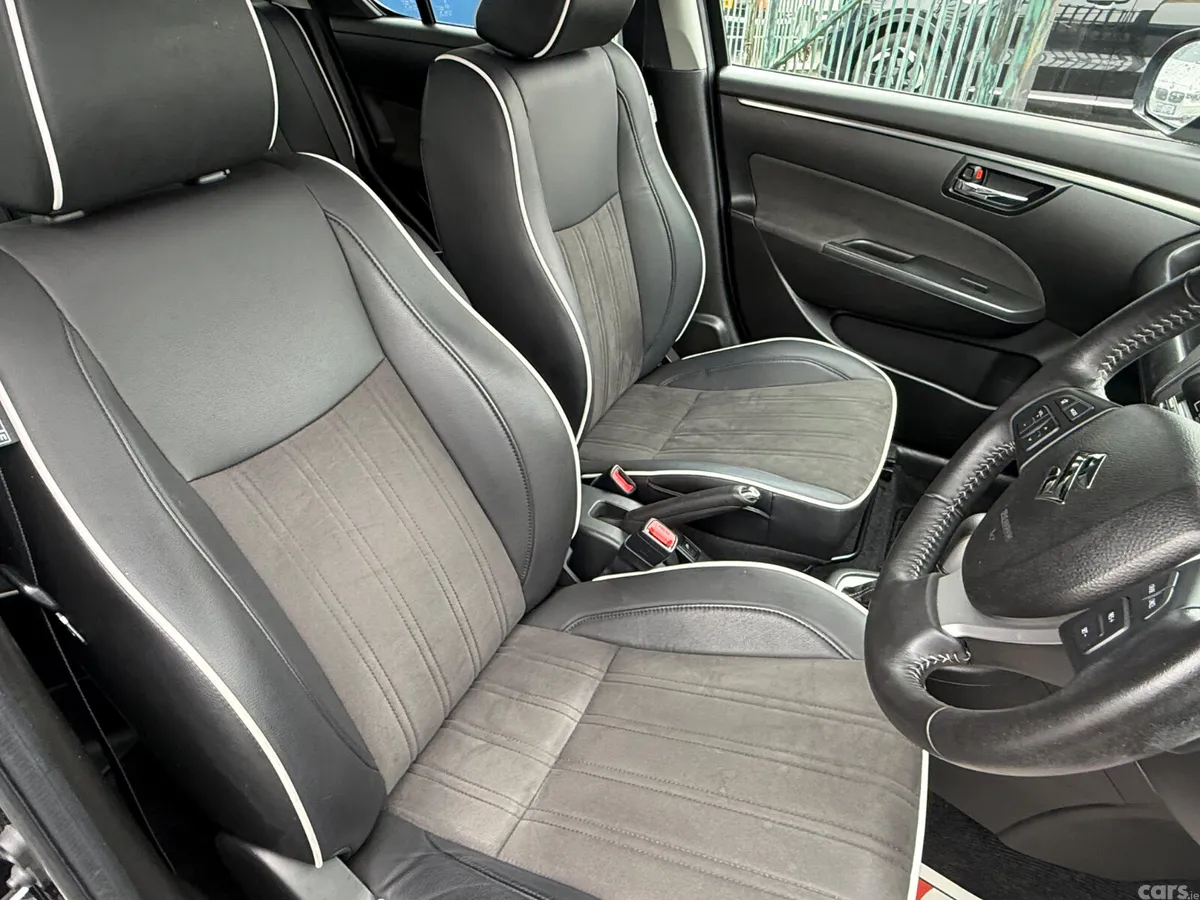 Suzuki Swift Hatchback, Petrol, 2015, Black