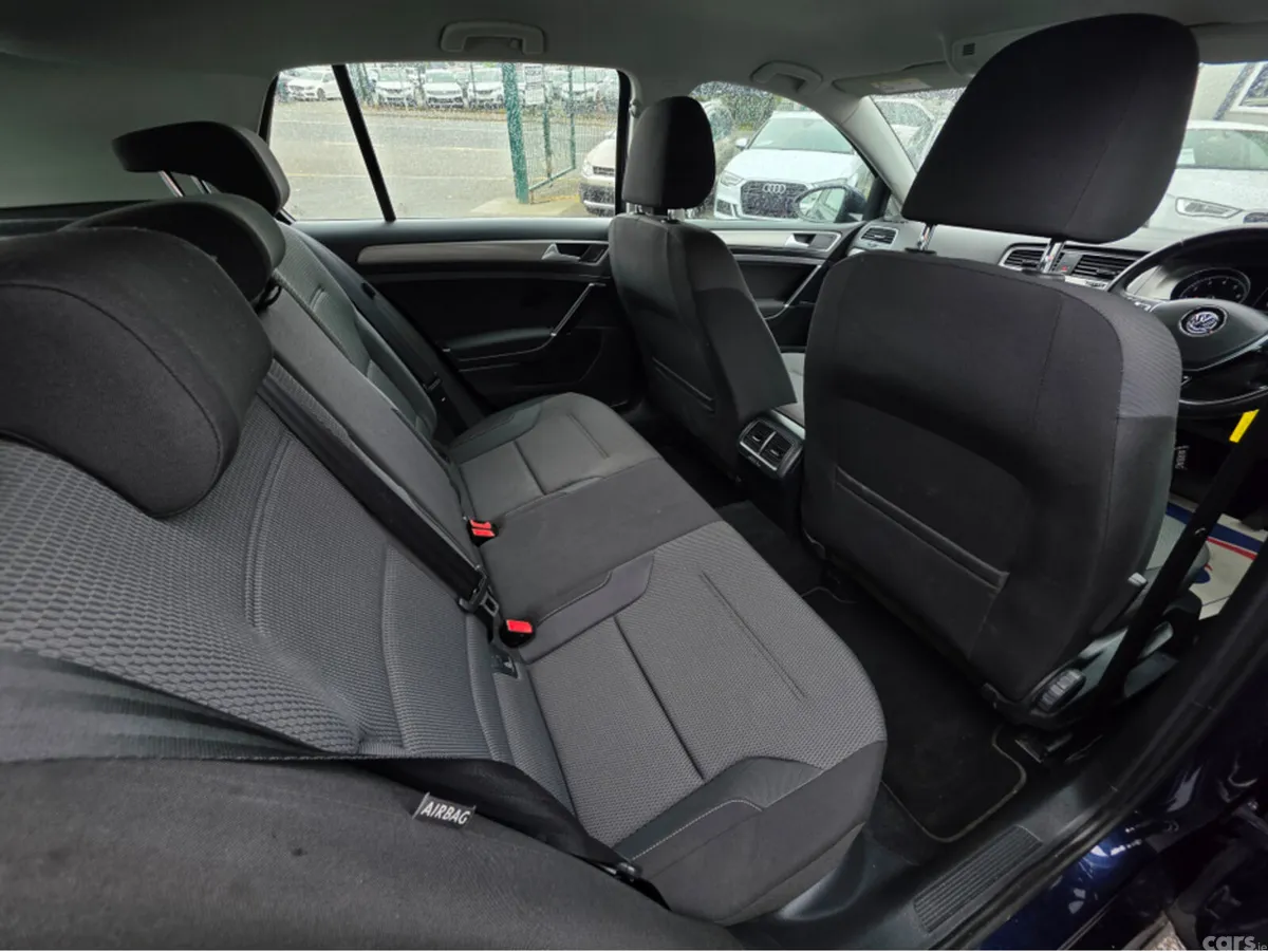 Volkswagen Golf Hatchback, Petrol, 2016, Blue