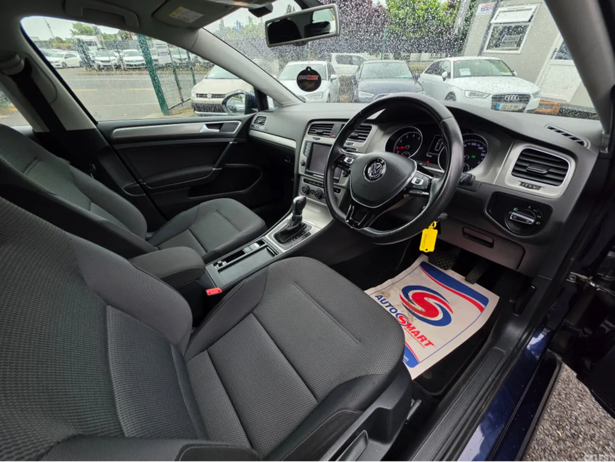 Volkswagen Golf Hatchback, Petrol, 2016, Blue
