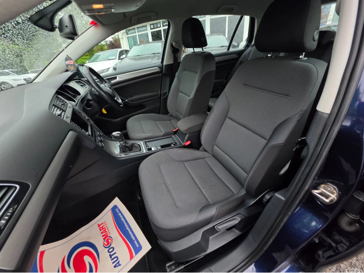 Volkswagen Golf Hatchback, Petrol, 2016, Blue