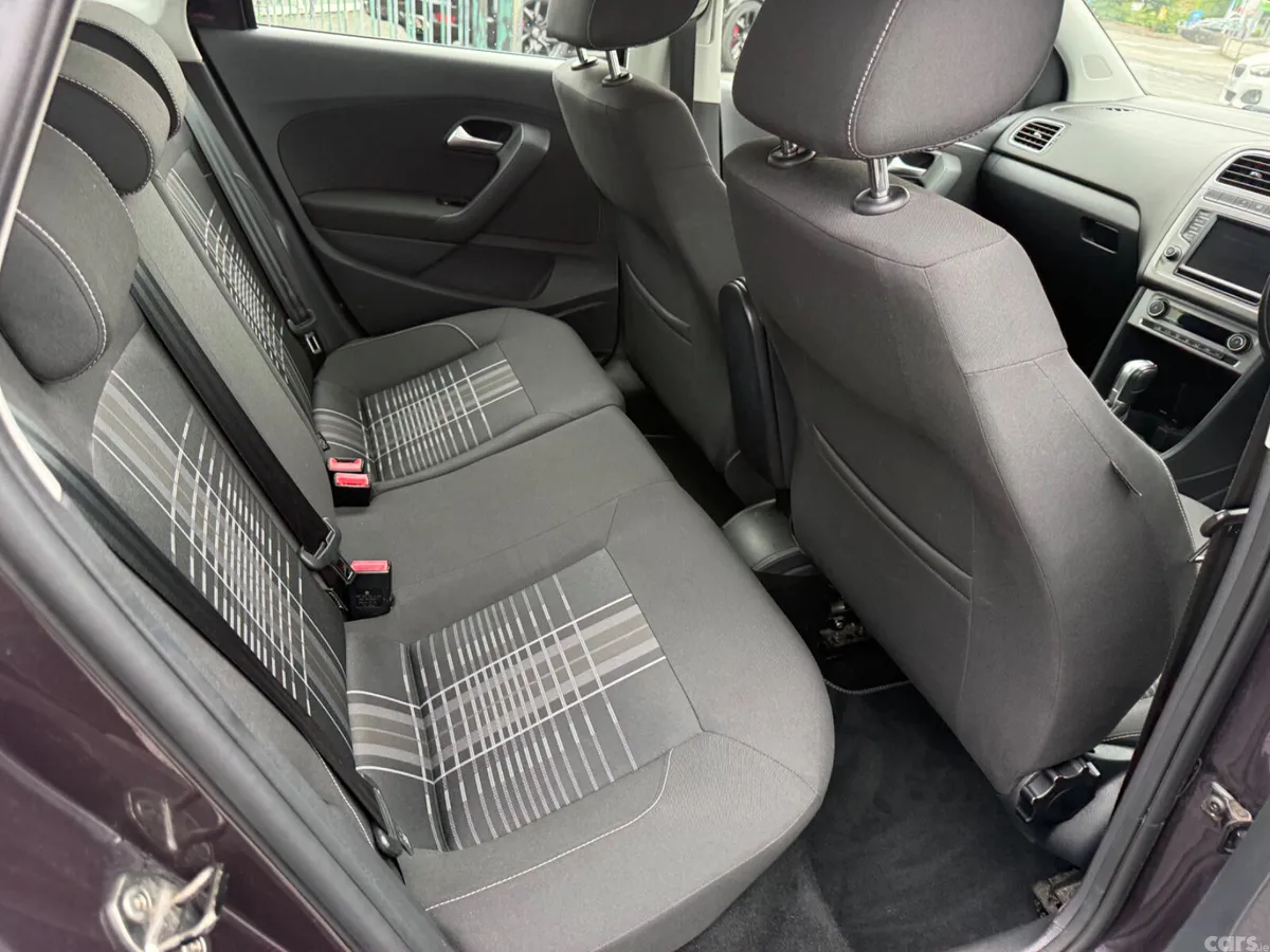 Volkswagen Polo Hatchback, Petrol, 2015, Grey
