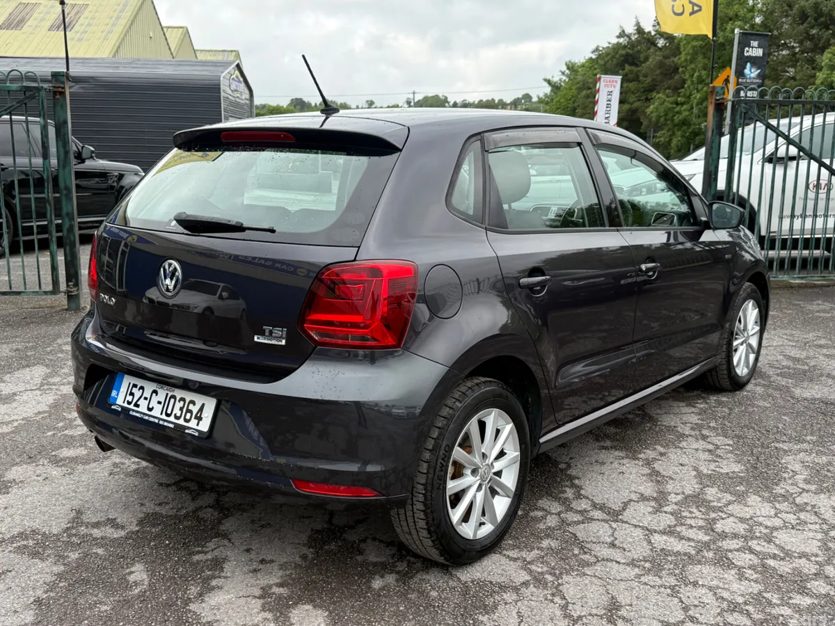 Volkswagen Polo Hatchback, Petrol, 2015, Grey