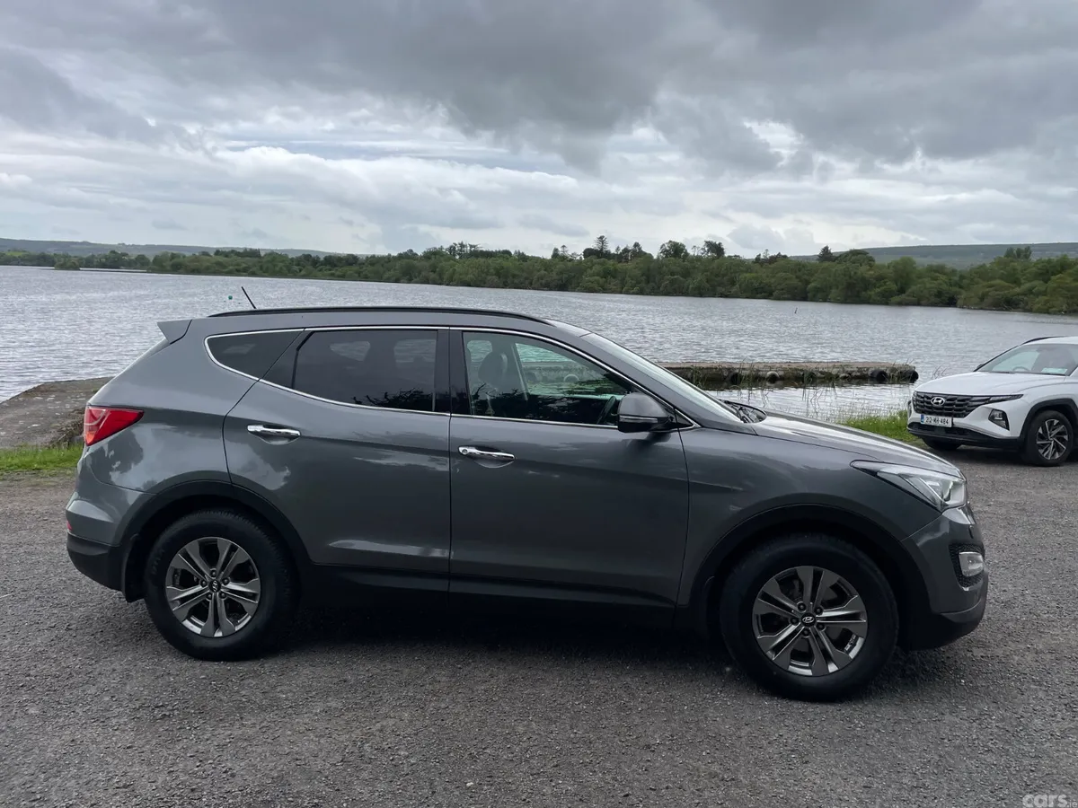 Hyundai Santa Fe SUV, Diesel, 2015, Silver