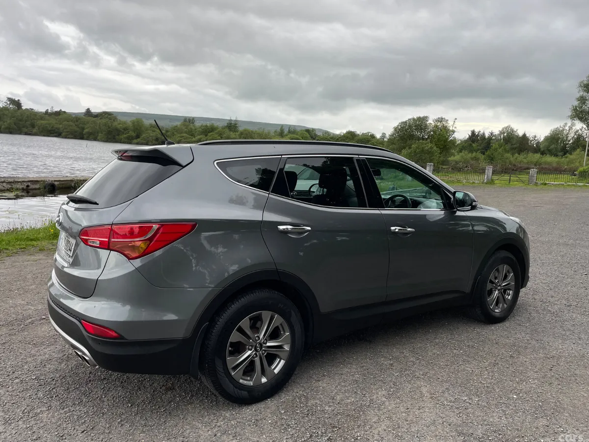 Hyundai Santa Fe SUV, Diesel, 2015, Silver