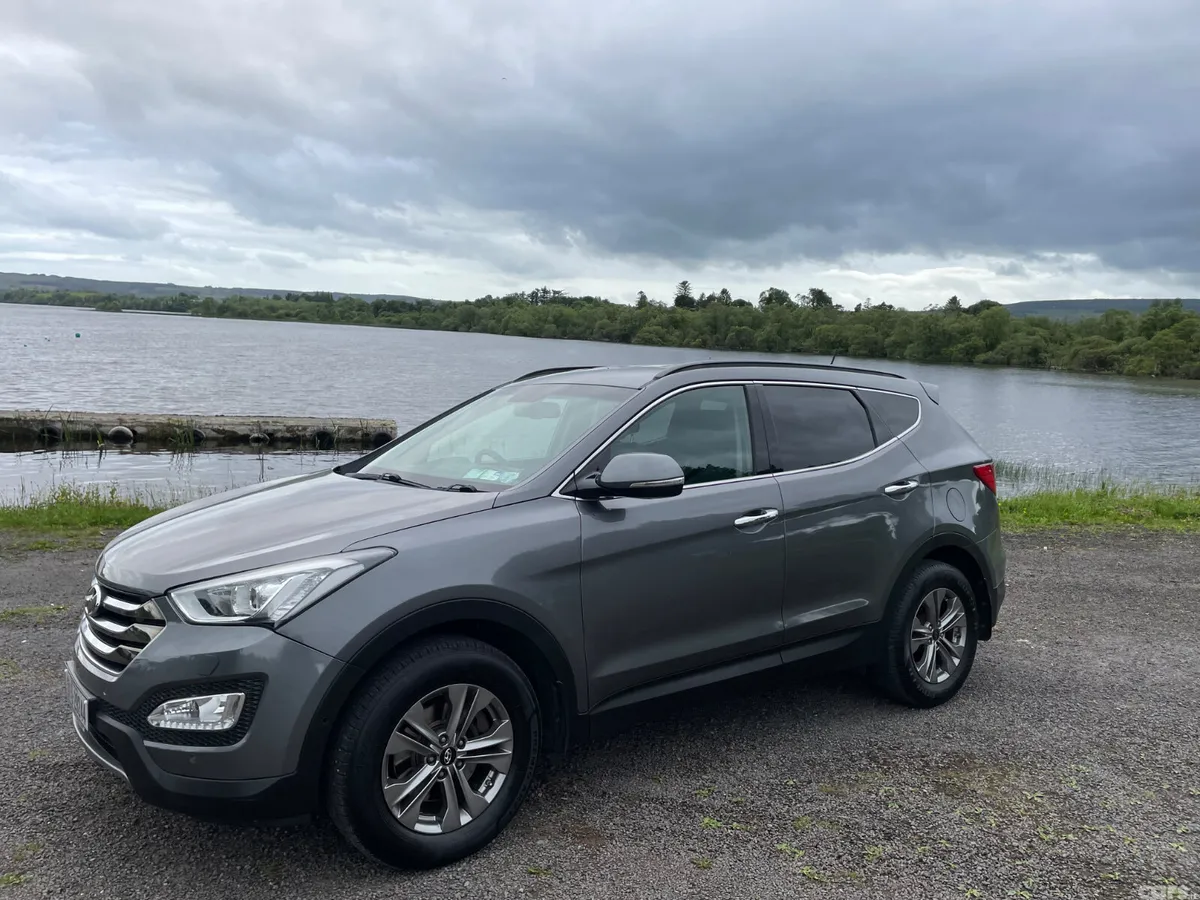 Hyundai Santa Fe SUV, Diesel, 2015, Silver