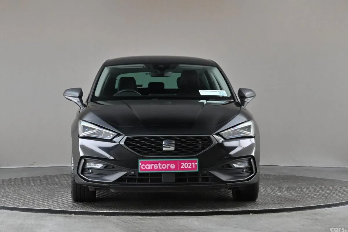 SEAT Leon Hatchback, Petrol Plug-in Hybrid, 2021, Black