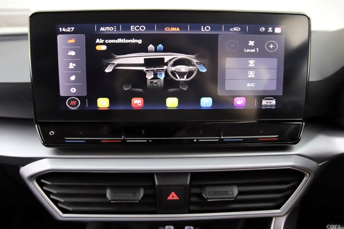 SEAT Leon Hatchback, Petrol Plug-in Hybrid, 2021, Black