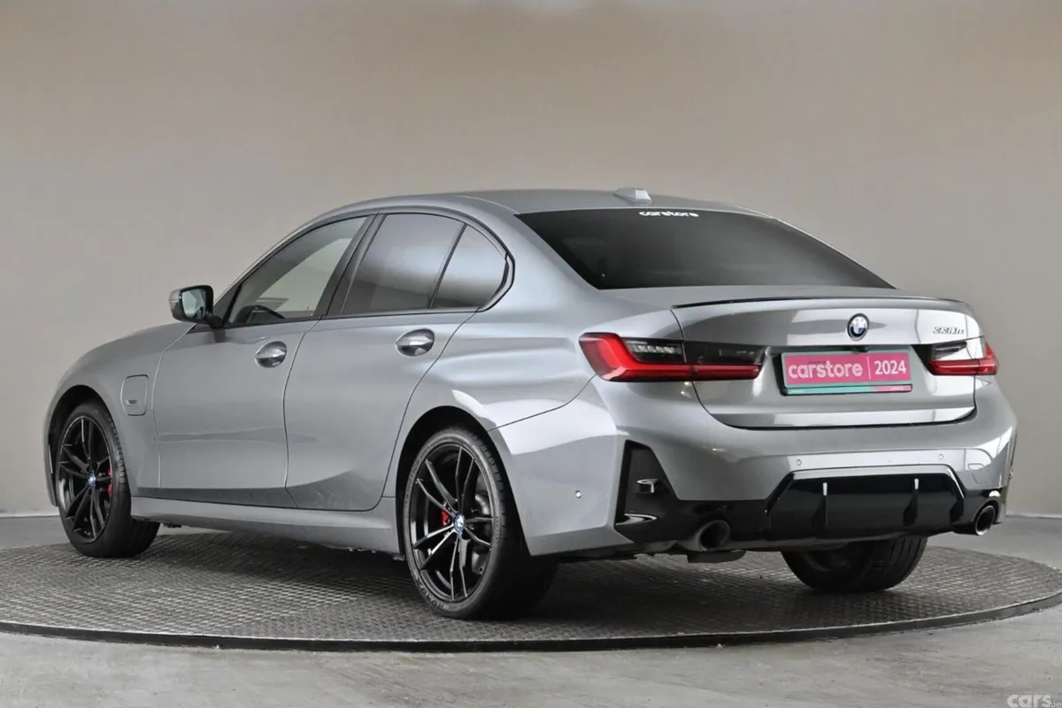 BMW 3-Series Saloon, Petrol Plug-in Hybrid, 2024, Grey