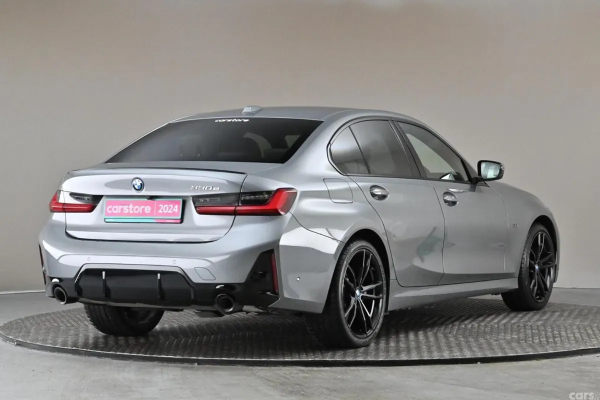 BMW 3-Series Saloon, Petrol Plug-in Hybrid, 2024, Grey