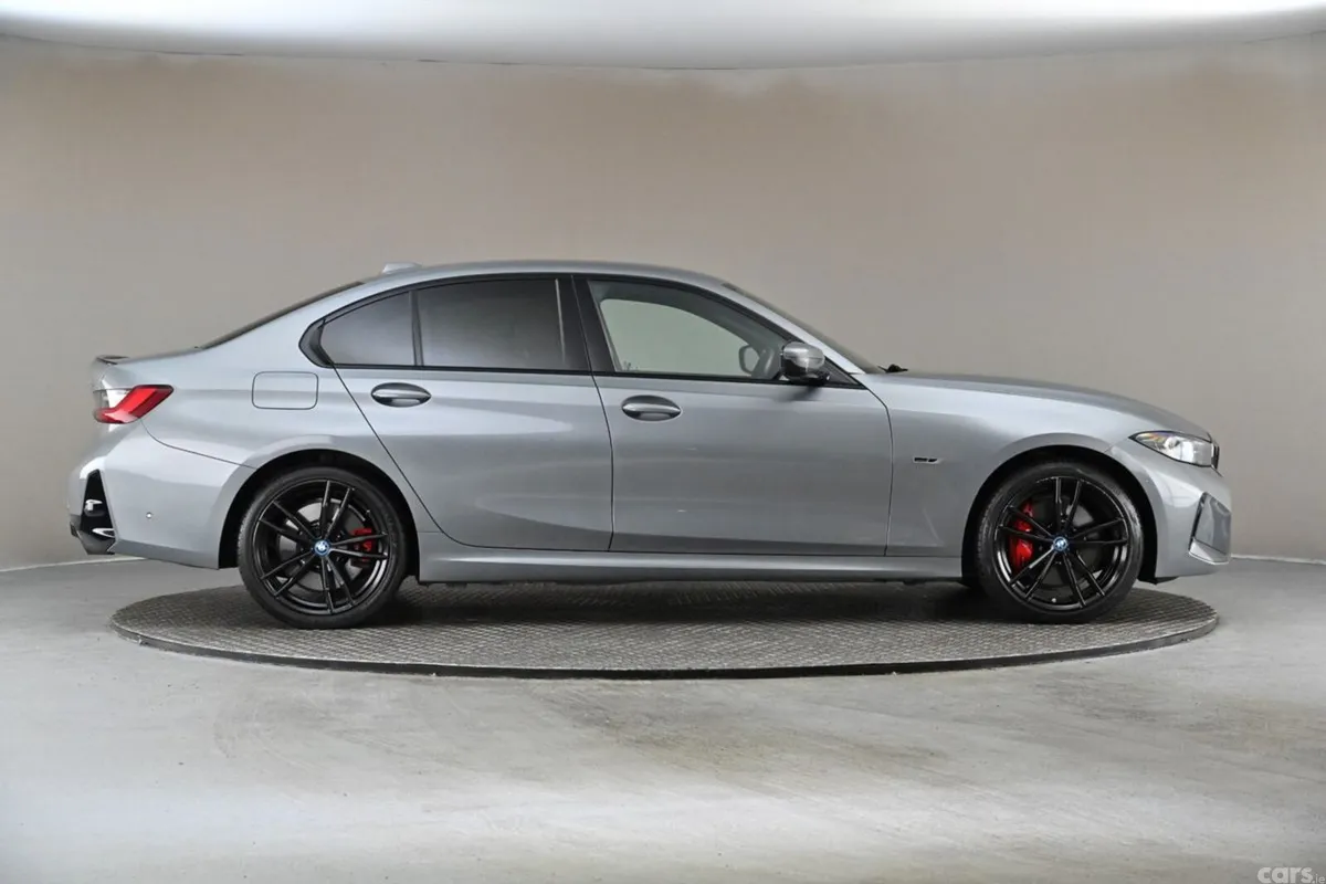 BMW 3-Series Saloon, Petrol Plug-in Hybrid, 2024, Grey