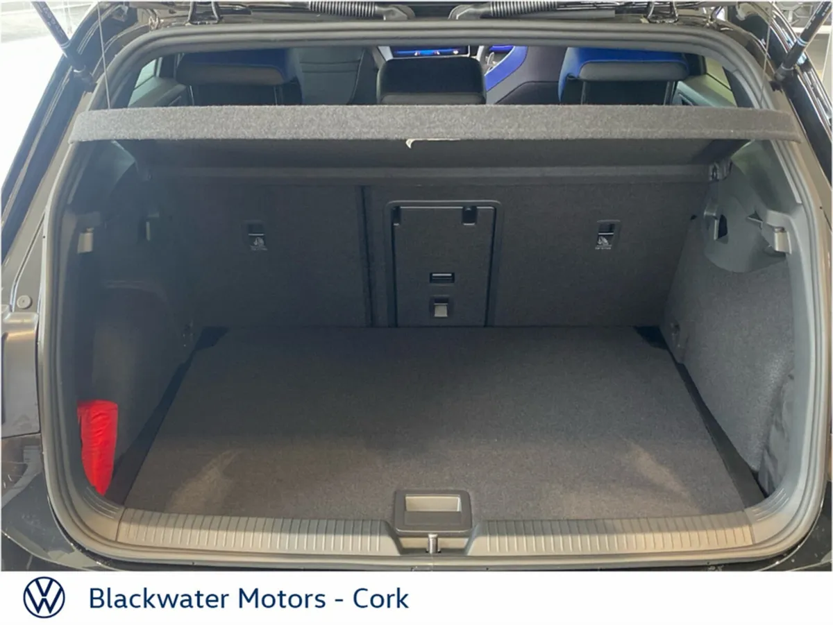 Volkswagen Golf Hatchback, Petrol, 2027, Black