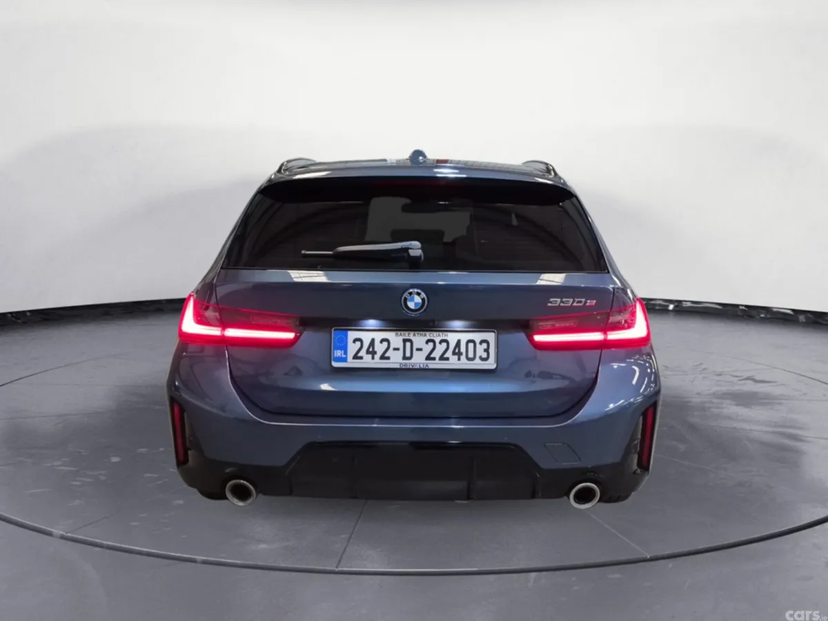 BMW 3-Series Estate, Petrol Plug-in Hybrid, 2024, Blue