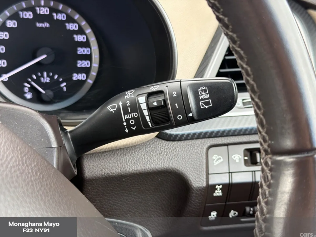 Hyundai Santa Fe SUV, Diesel, 2018, Blue