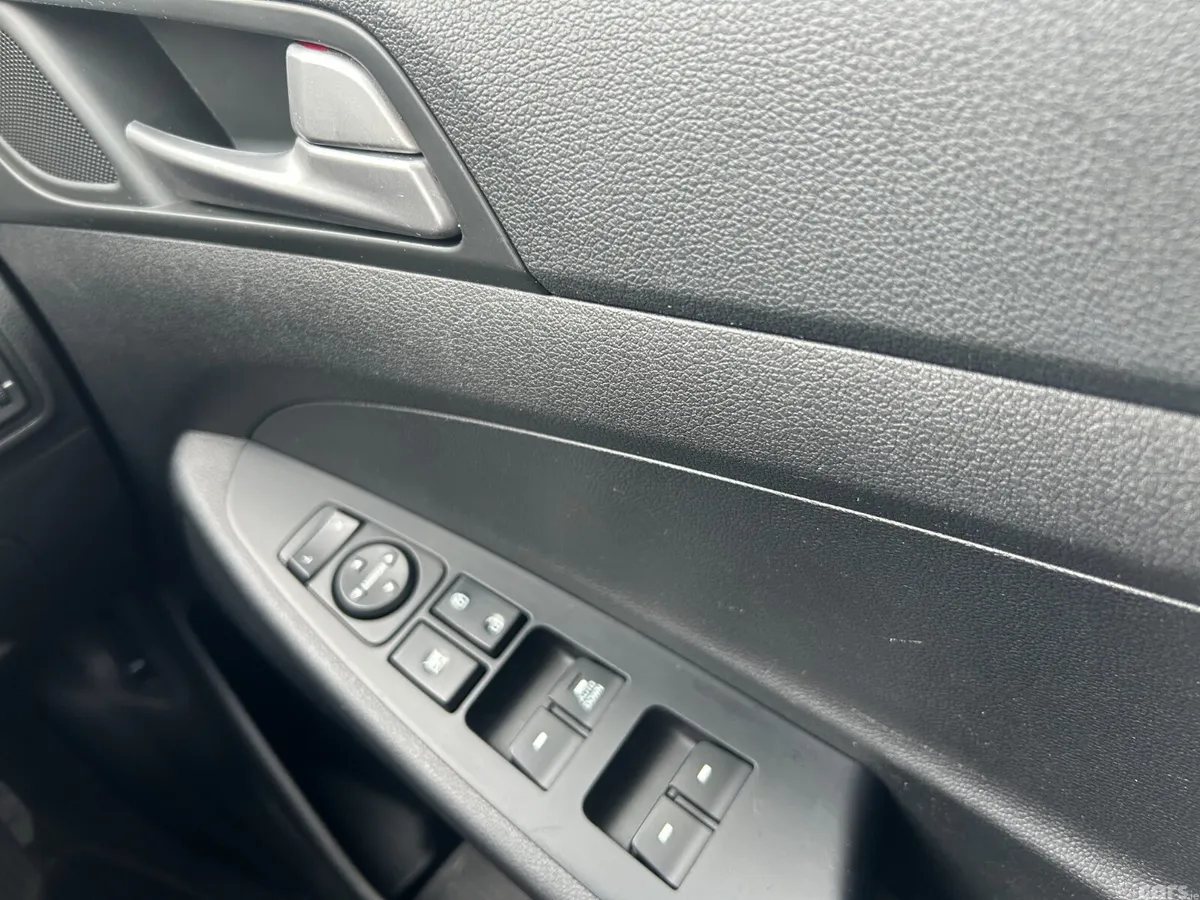 Hyundai Tucson SUV, Diesel, 2018, Red