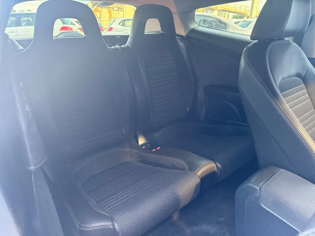 Volkswagen Scirocco Coupe, Petrol, 2012, White
