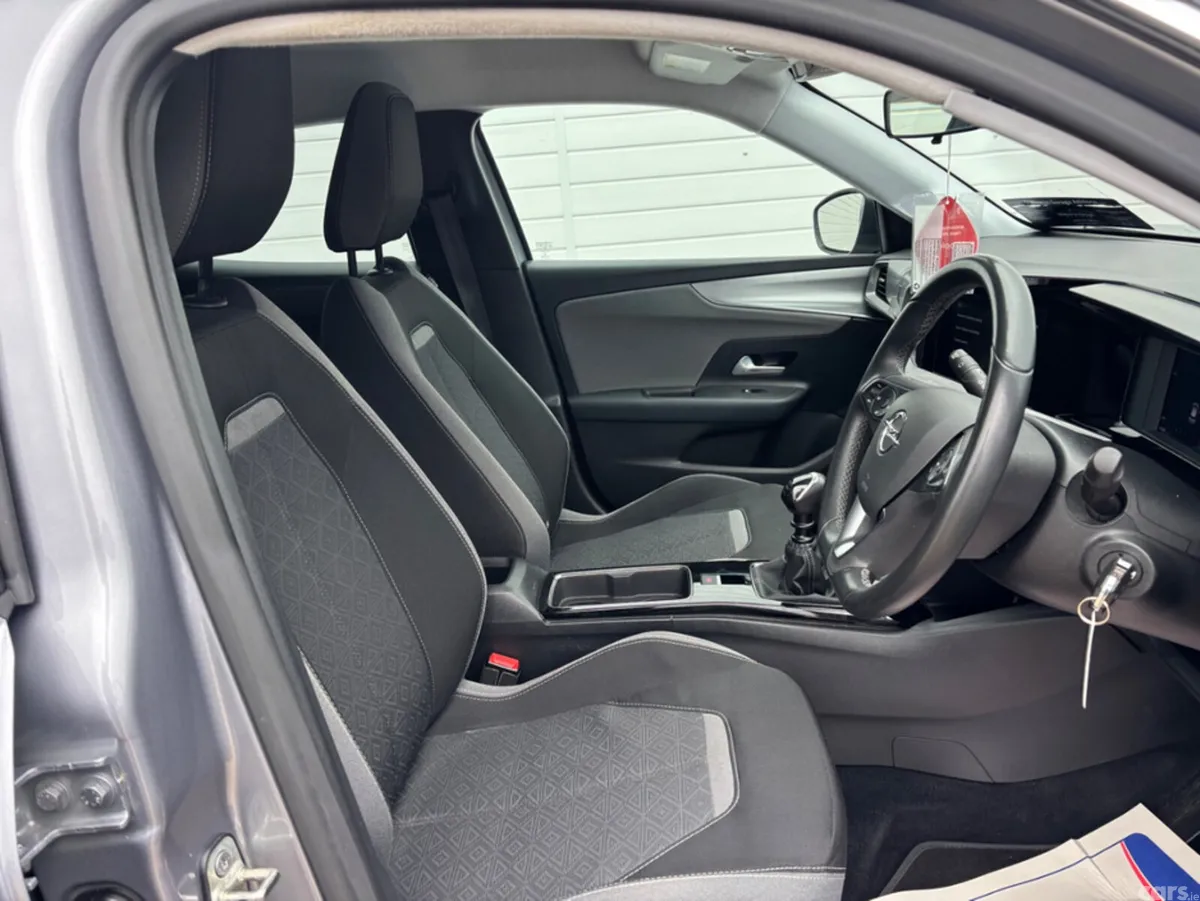 Opel Mokka MPV, Petrol, 2022, Grey