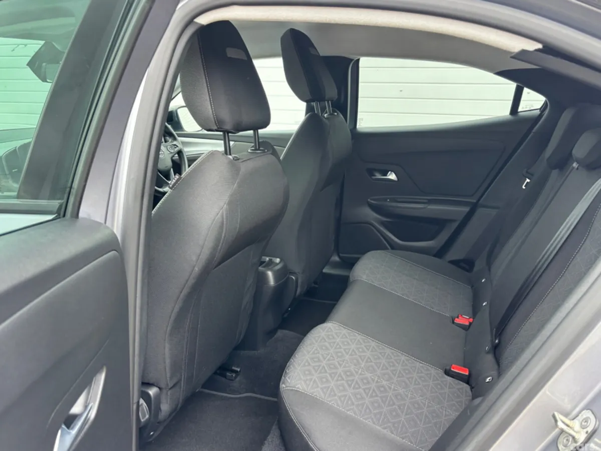 Opel Mokka MPV, Petrol, 2022, Grey