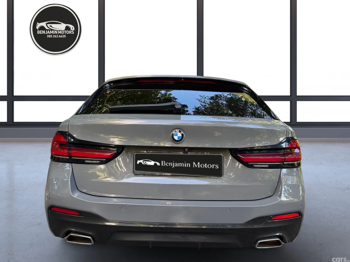 BMW 5-Series Estate, Diesel, 2021, Grey