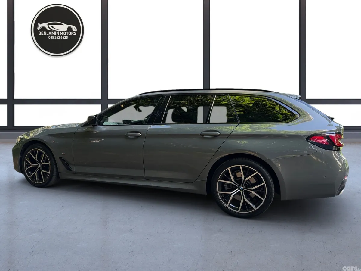 BMW 5-Series Estate, Diesel, 2021, Grey