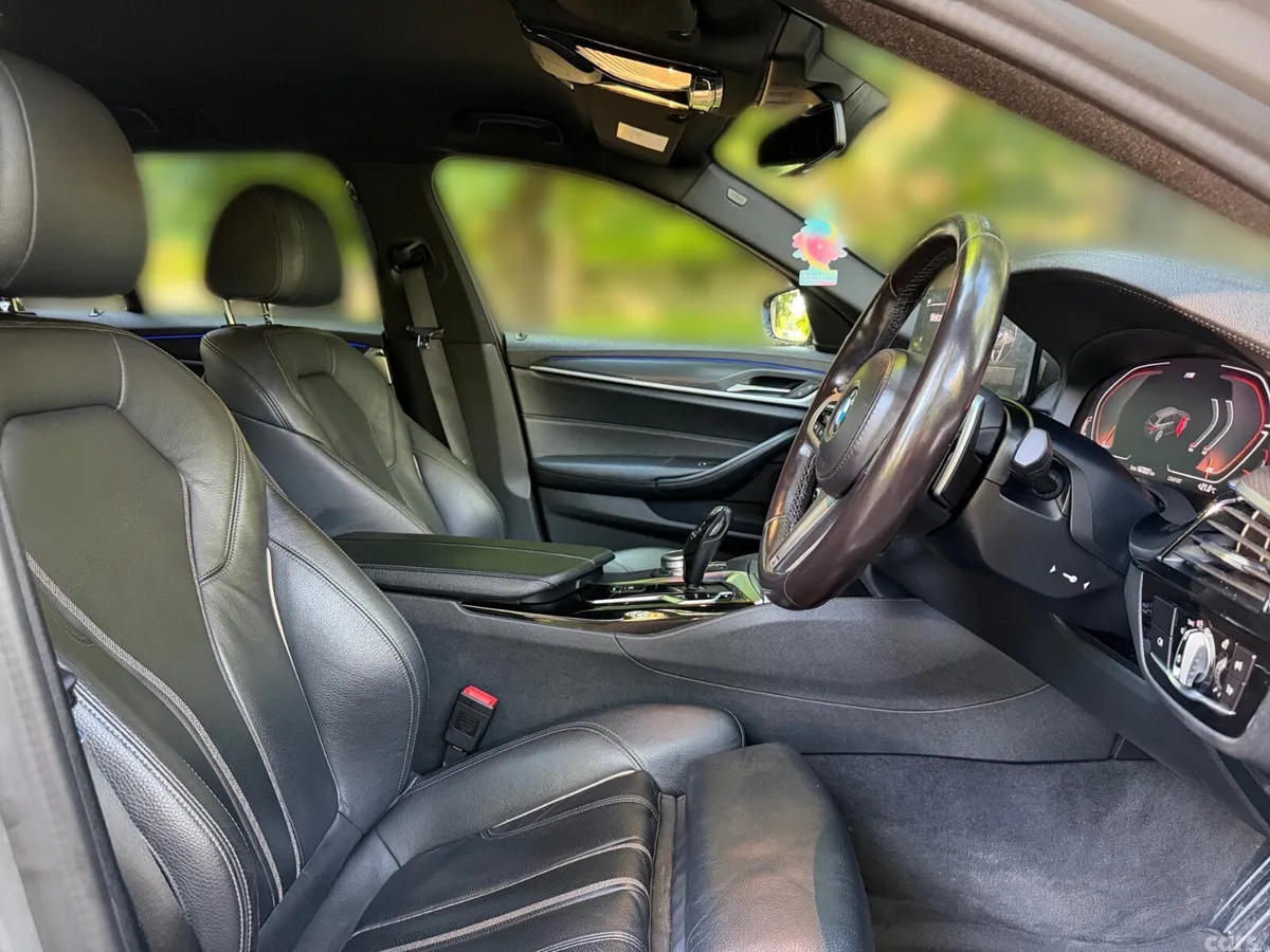 BMW 5-Series Estate, Diesel, 2021, Grey