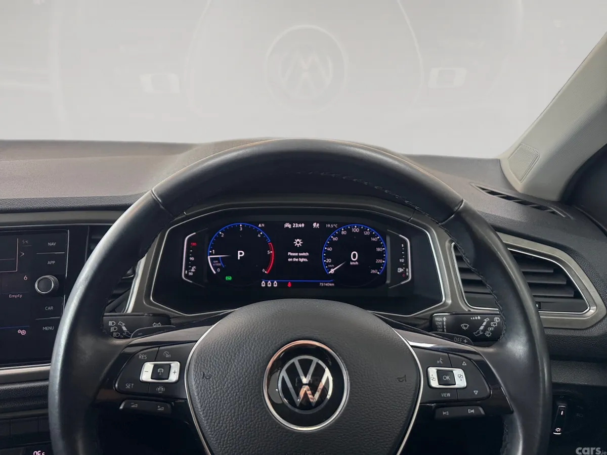 Volkswagen T-Roc SUV, Diesel, 2021, White