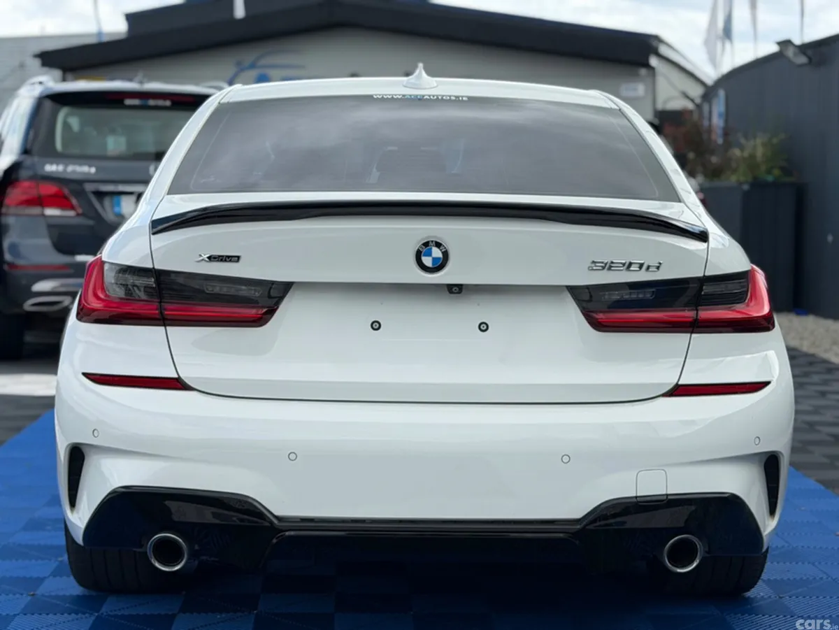 BMW 3-Series Saloon, Diesel, 2019, White