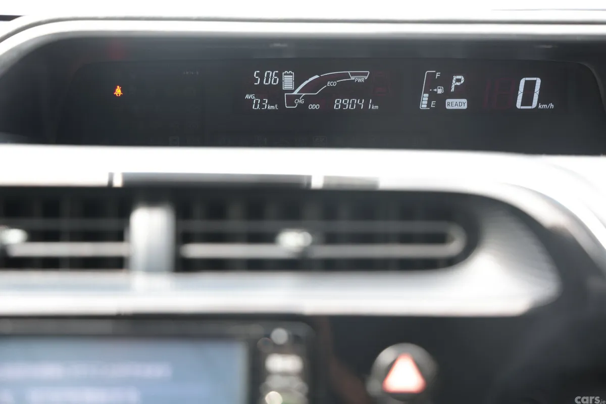 Toyota Aqua Hatchback, Petrol Hybrid, 2016, White