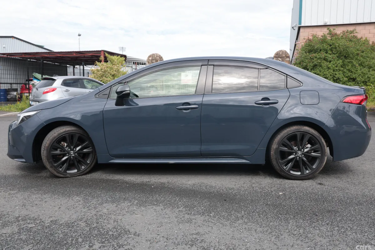Toyota Corolla Saloon, Petrol Hybrid, 2023, Grey