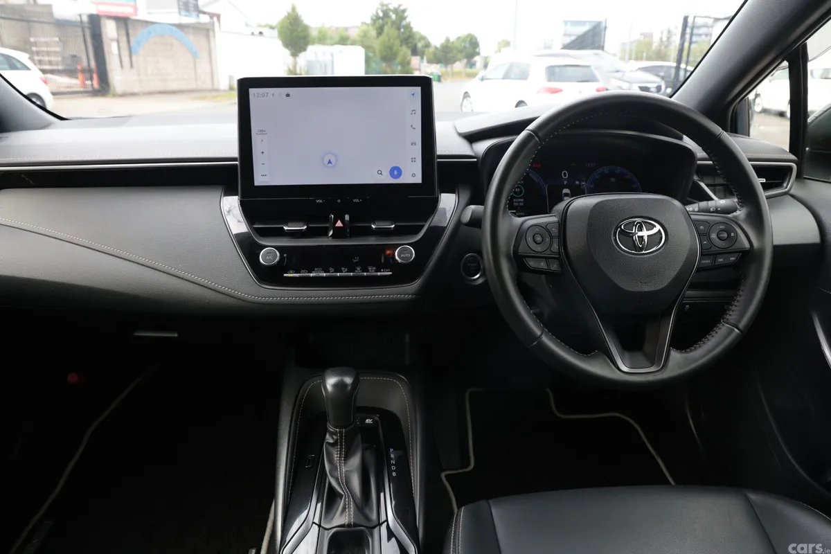 Toyota Corolla Saloon, Petrol Hybrid, 2023, Grey