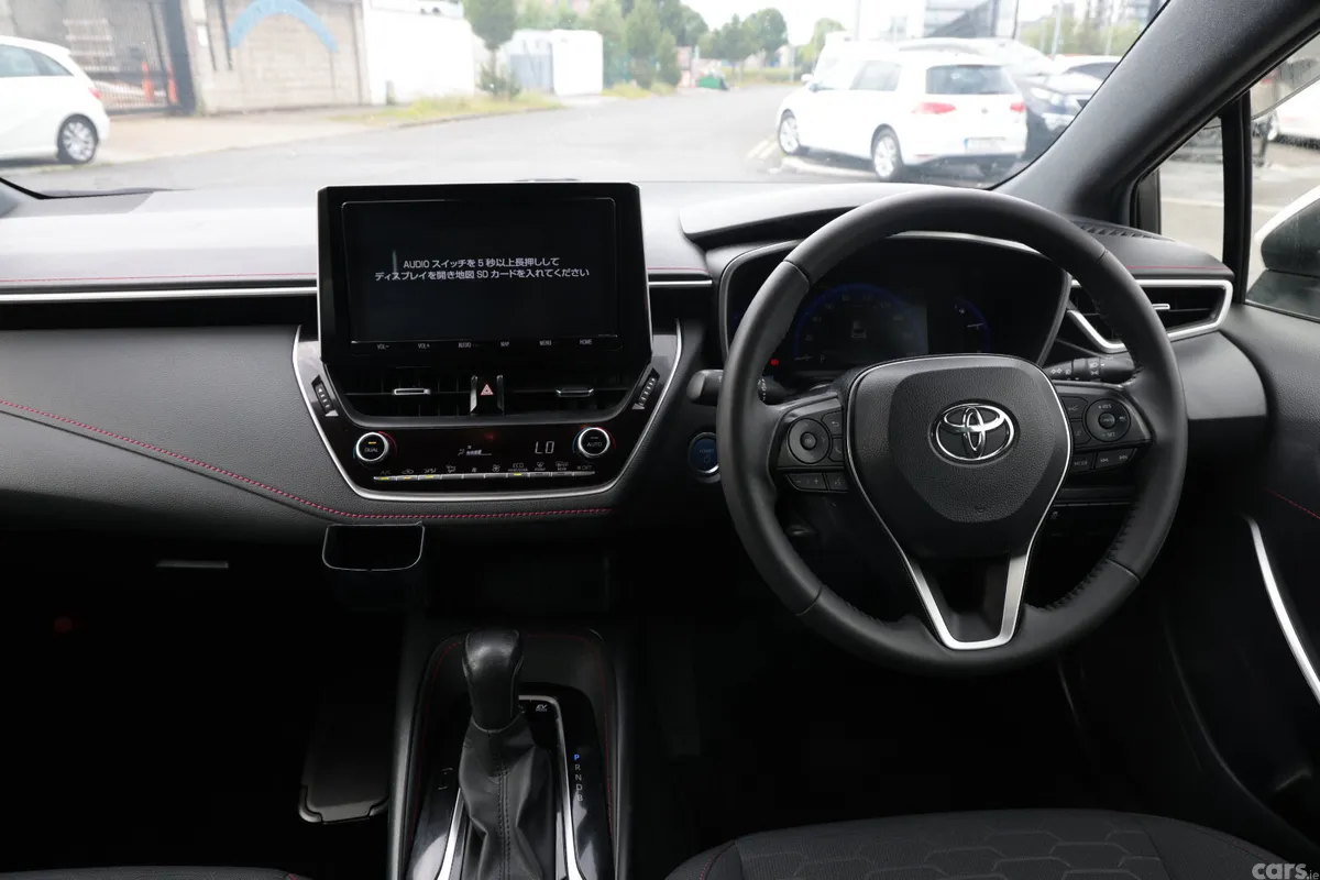 Toyota Corolla Hatchback, Petrol Hybrid, 2018, White