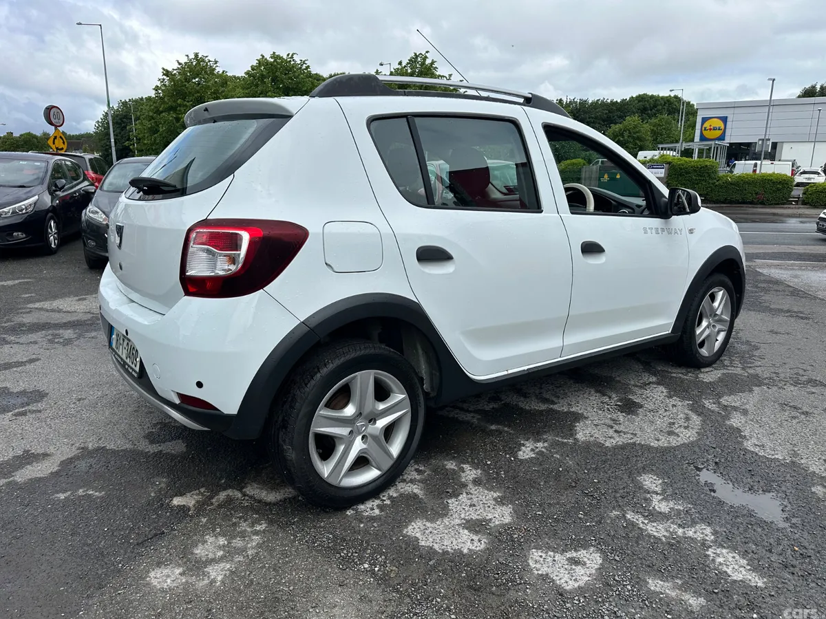 Dacia Sandero Stepway Hatchback, Diesel, 2016, White