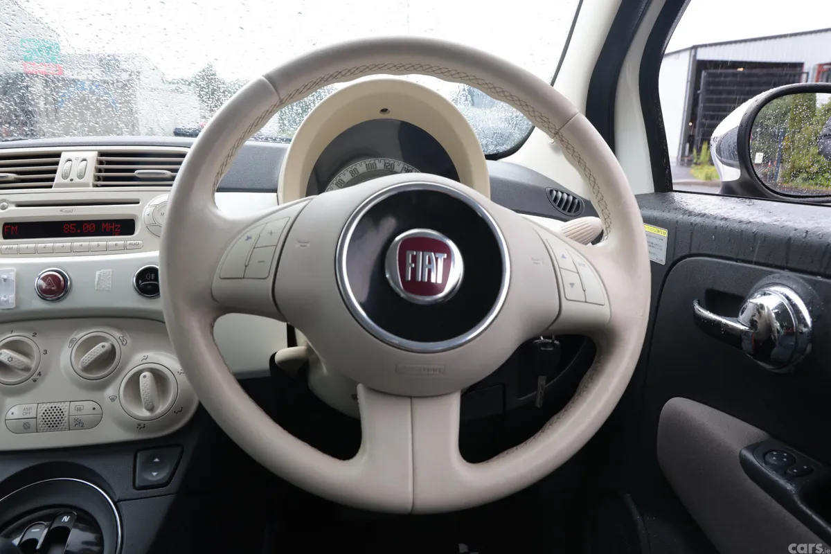 Fiat 500 Hatchback, Petrol, 2015, White