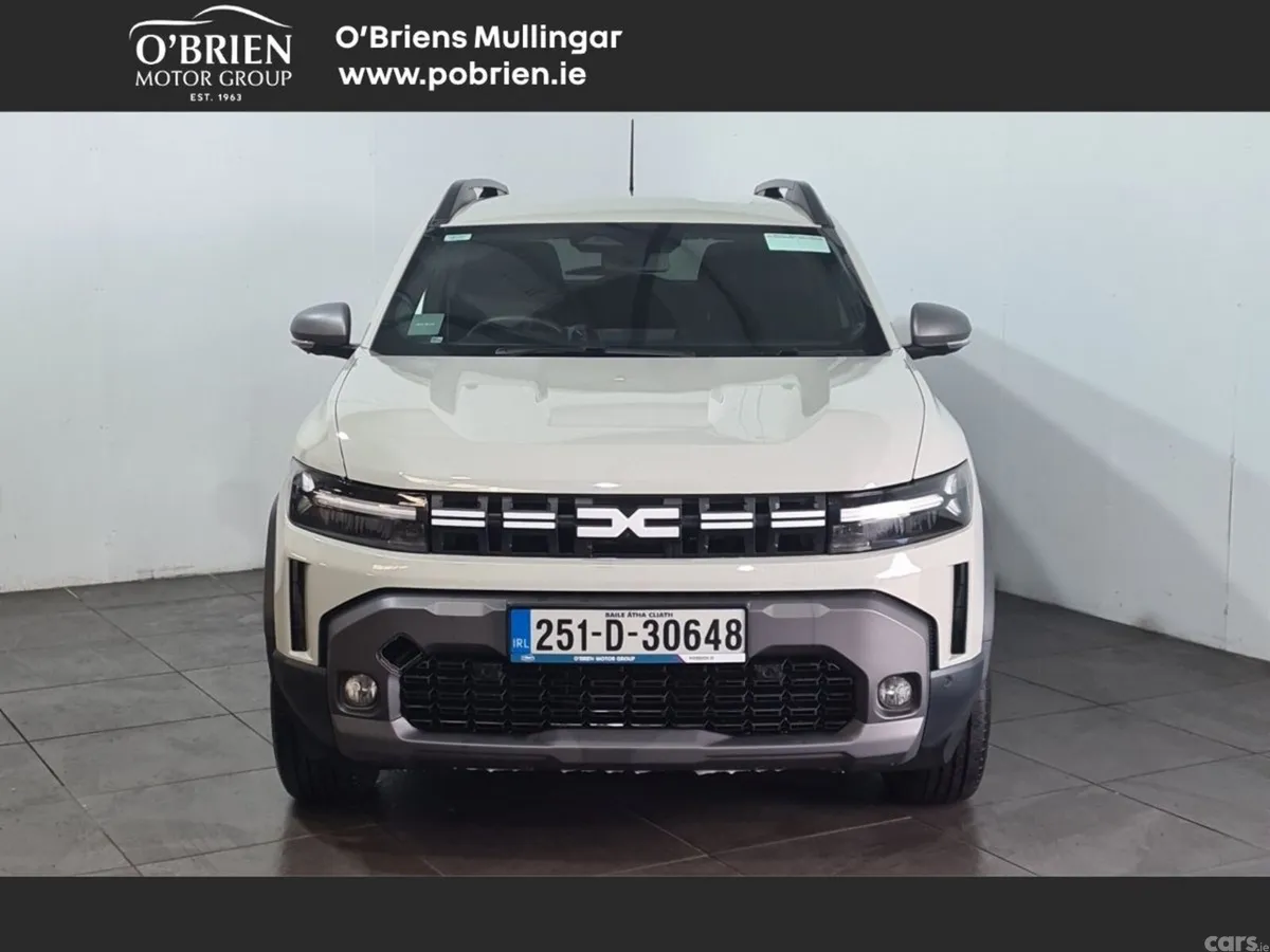 Dacia Duster SUV, Petrol Hybrid, 2025, Grey