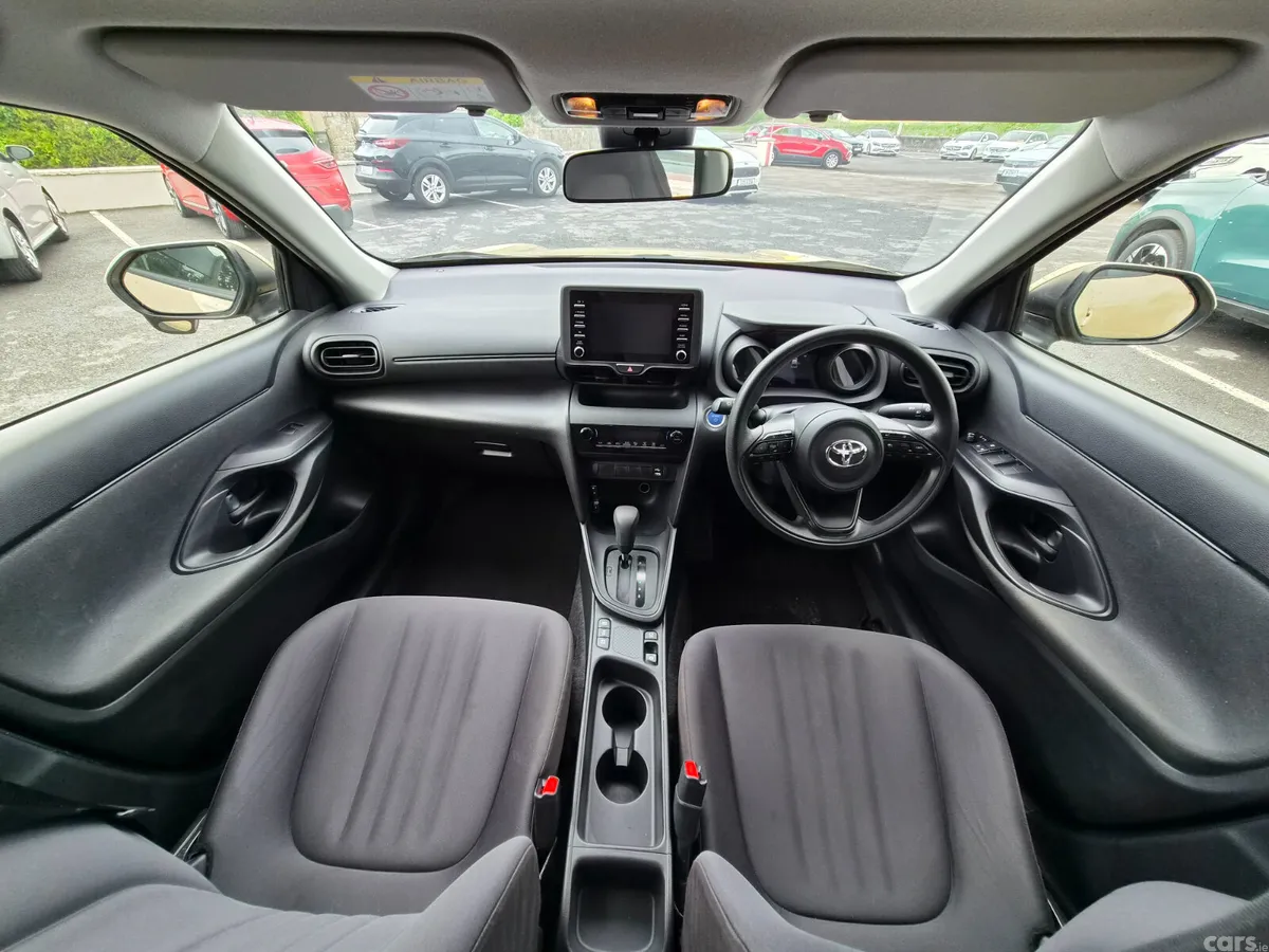 Toyota Yaris Cross SUV, Petrol Hybrid, 2021, Beige