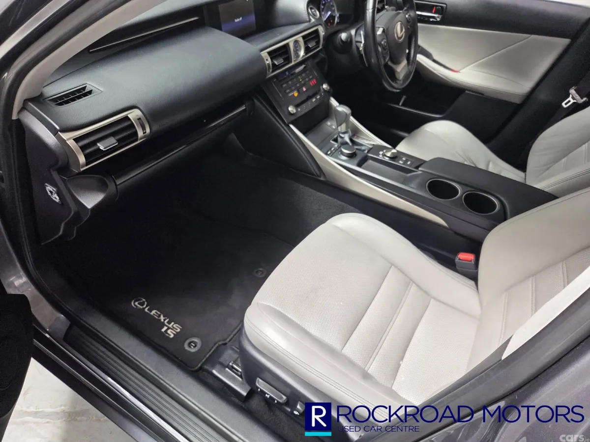 Lexus IS Saloon, Petrol Hybrid, 2015, Grey
