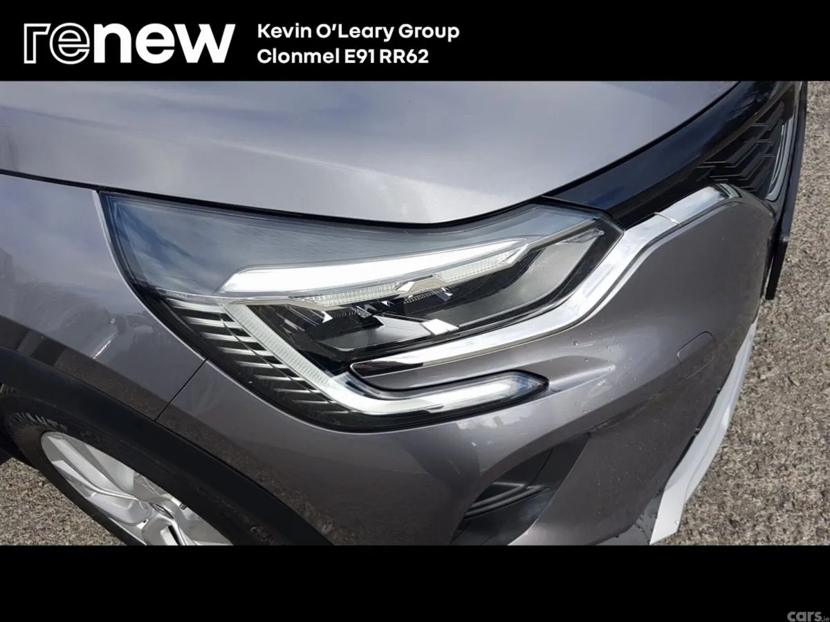 Renault Captur Hatchback, Petrol, 2022, Grey