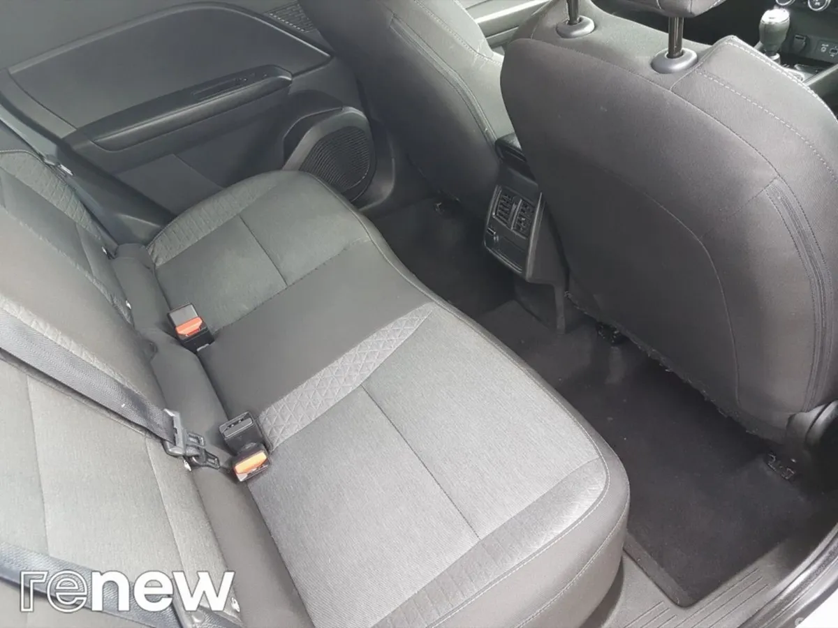Renault Captur Hatchback, Petrol, 2022, Grey