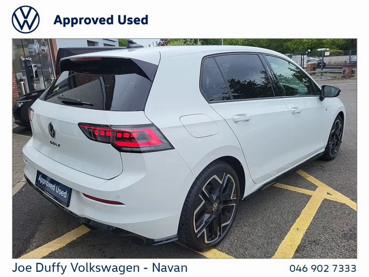 Volkswagen Golf Estate, Diesel, 2025, White